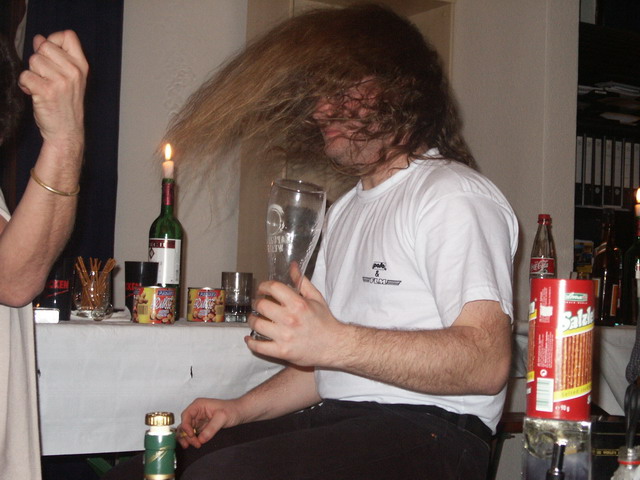 021129_bdaythorsten11_t.jpg