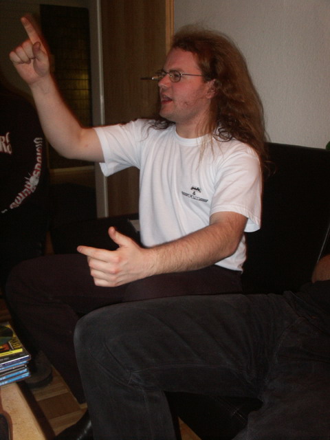 021129_bdaythorsten14_t.jpg 