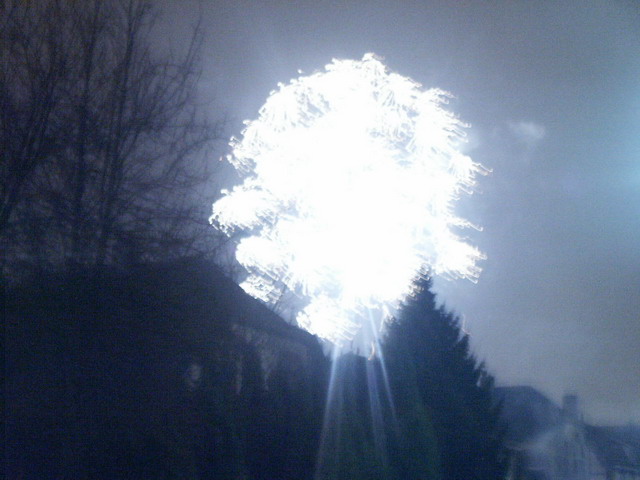 021231_06_fireworks.jpg 