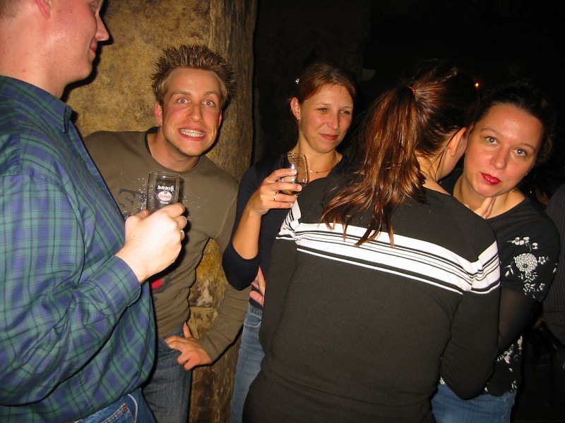 geulhem311003_rogs_bert_mel_jud_nic