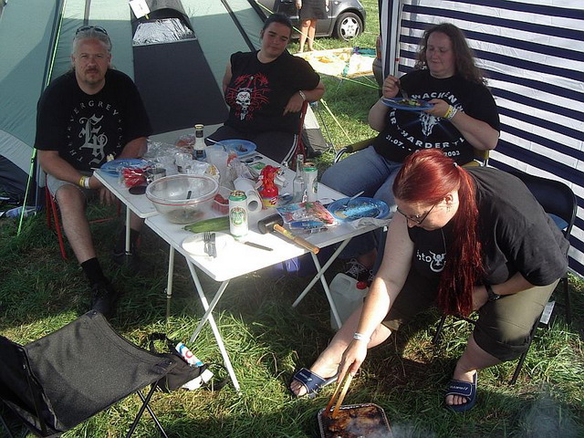 woa04_011_0508c_bbq