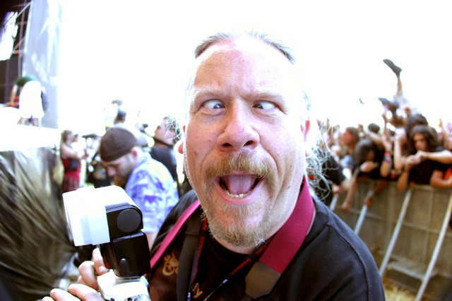 woa04_052_0608mike_nico_in_photopit