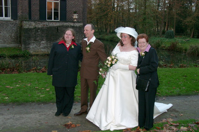 marriage_anneke_cordy111104_18