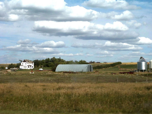 can080904_17_prairie