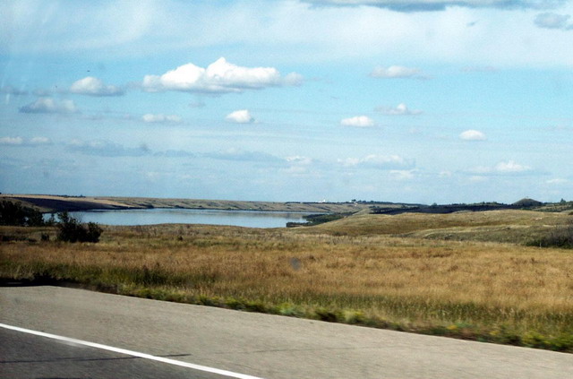 can080904_18_prairie