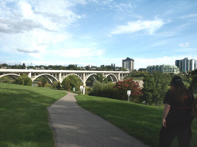 can080904_21_riverside