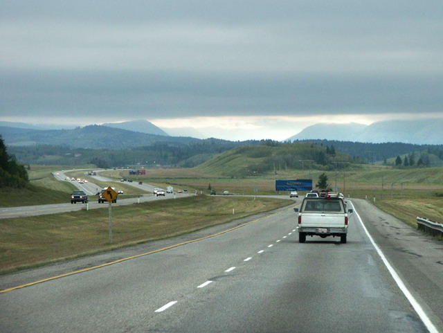 can100904_10_between_calgary_rockies