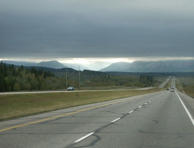 can100904_11_between_calgary_rockies