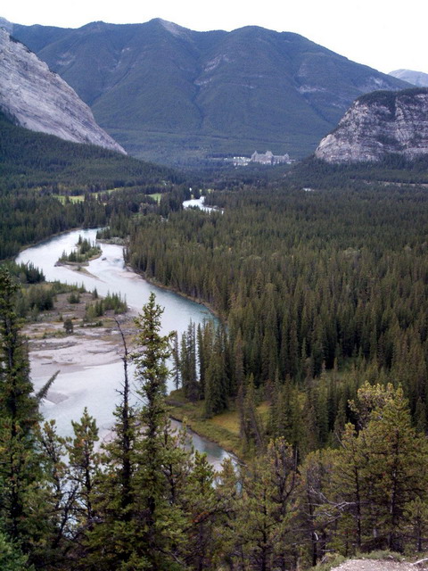 can120904_02_bowvalley_near_hoodoos