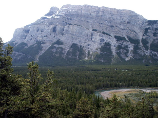 can120904_03_mountrundle_near_hoodoos