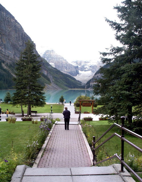 can130904_07_lakelouise