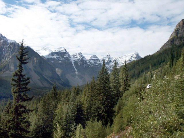 can130904_20_valleyofthetenpeaks