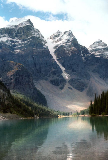 can130904_32n_morainelake2