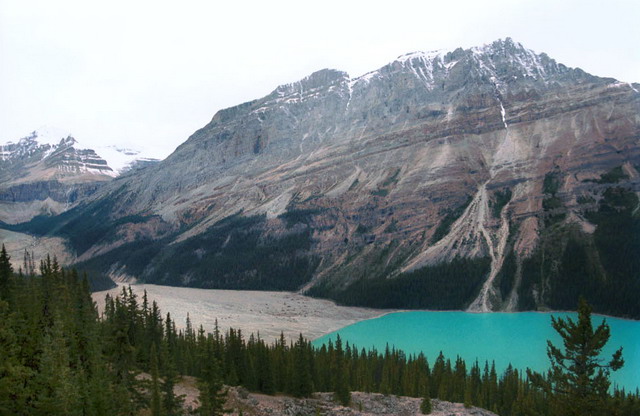 can130904_44n_peytolake