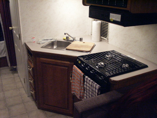 can160904_09_motorhome