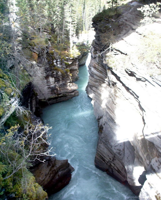 can170904_02_athabascafalls