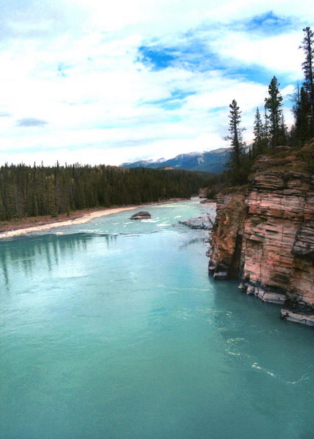 can170904_02n_athabascafalls