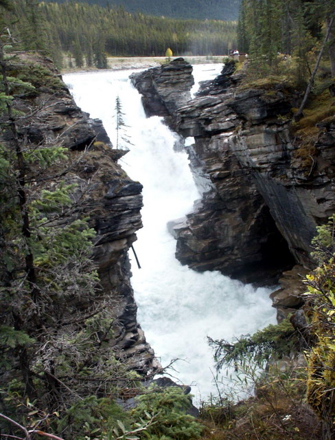 can170904_06_athabascafalls