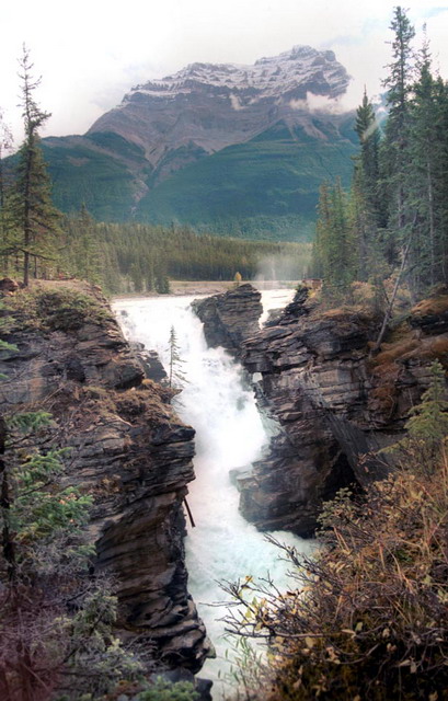 can170904_06n_athabascafalls