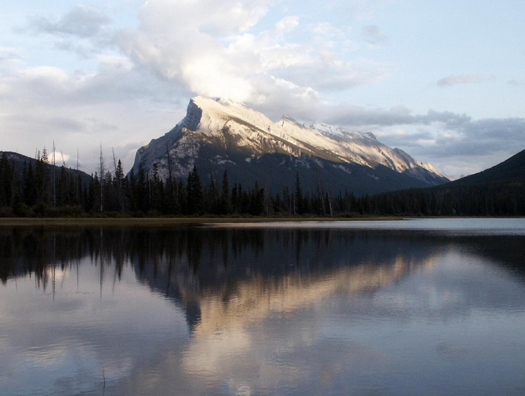 can190904_14_vermillionlakes