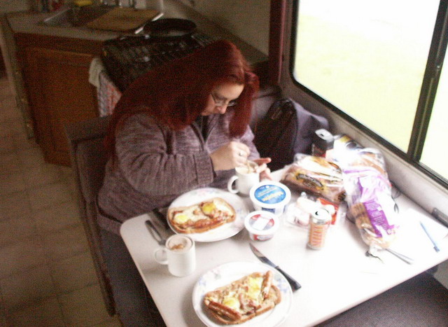 can200904_02_motorhome
