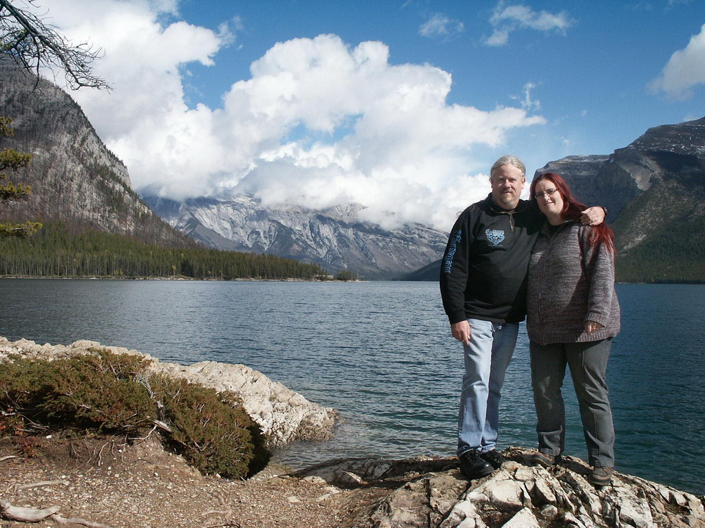 can200904_15_nico_marlies_lakeminnewanka