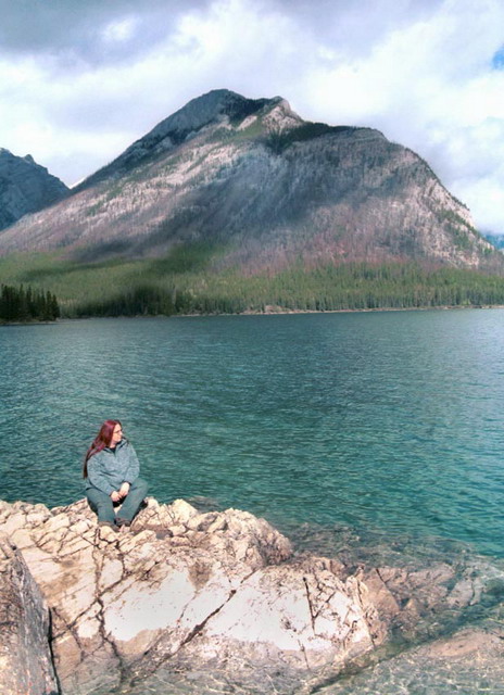 can200904_16n_marlies_lakeminnewanka