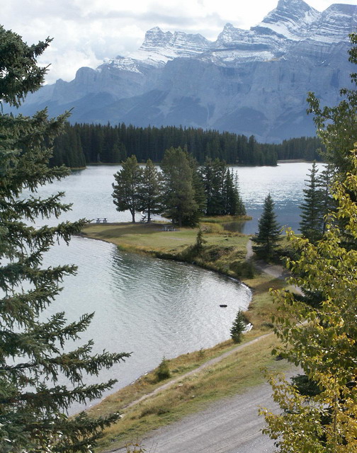 can200904_28_twojacklake