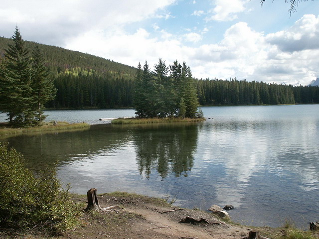 can200904_29_twojacklake