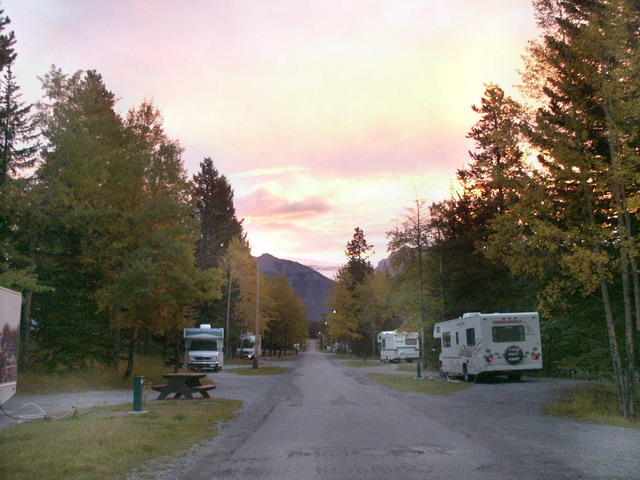 can210904_01_sunrisetunnelmountaincamp