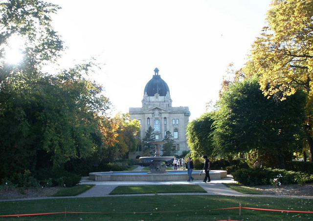 can250904_13_legislativebuilding