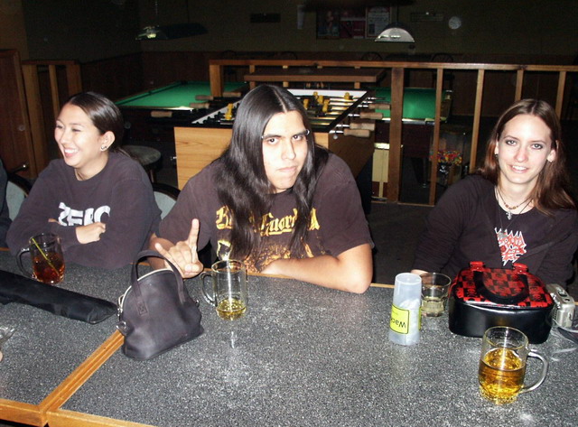 can260904_05_naiomi_russ_steph