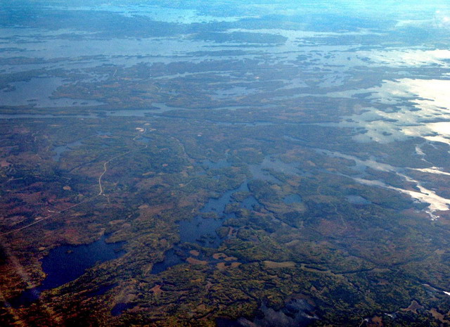 can270904_09_lakes