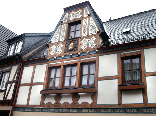 aw140205_30_ahrhutstrasse