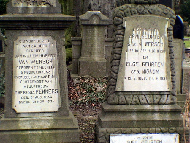 dannysandy110305_16s_heerlen_graveyard