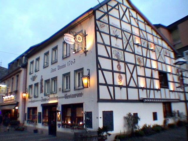 dannysandy120305_50s_ahrweiler