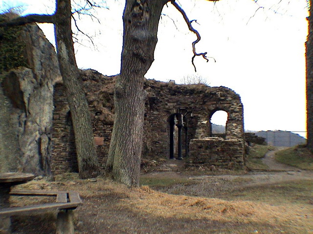 dannysandy130305_27s_altenahr_sandyscastle