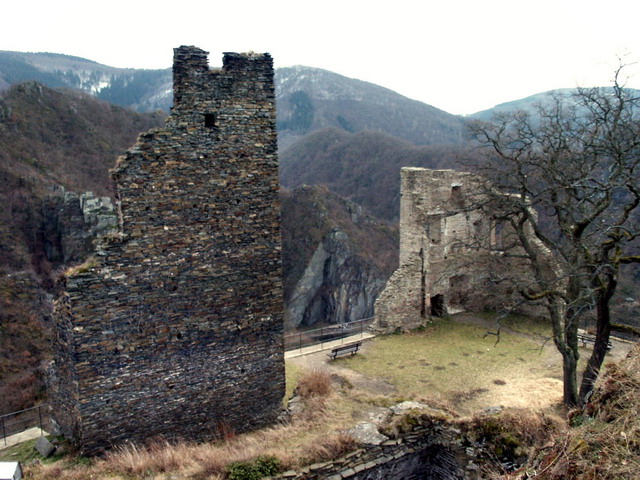 dannysandy130305_32_altenahr_sandyscastle