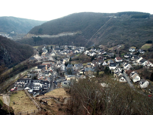 dannysandy130305_33_altenahr_sandyscastle_view