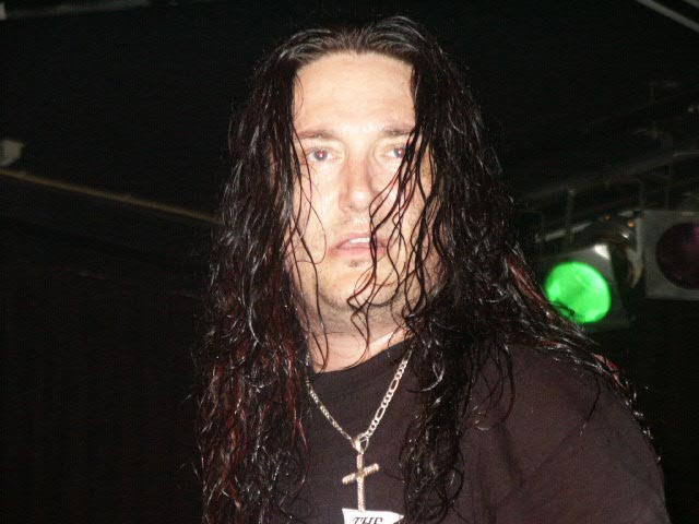 metalchurch030605_07_ronny