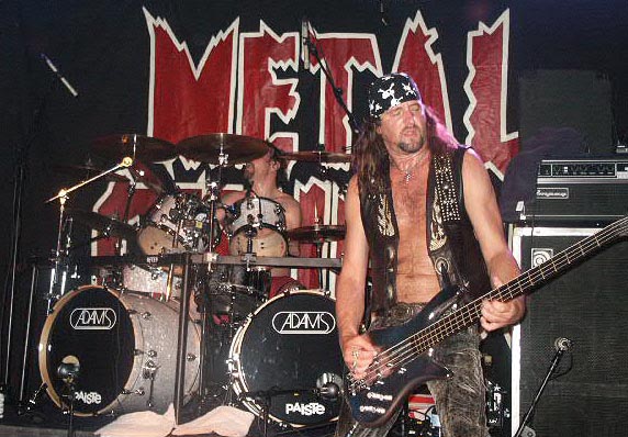 metalchurch030605_09_kirk_steve