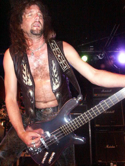 metalchurch030605_14_steve