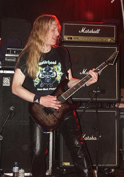 metalchurch030605_16_jay