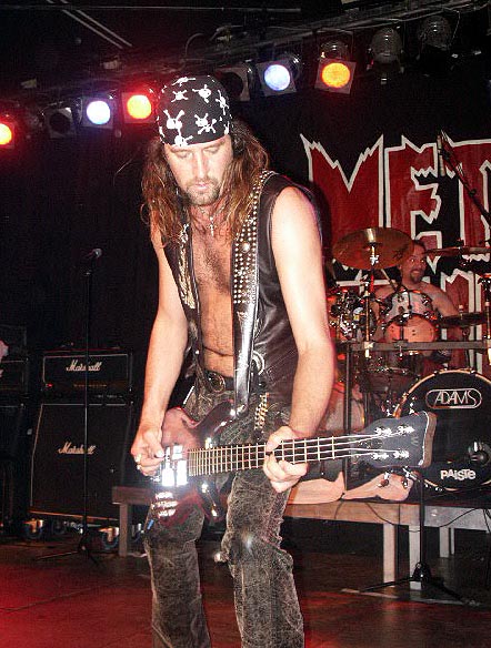 metalchurch030605_18_steve