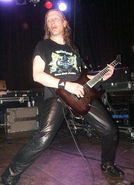 metalchurch030605_25_jay