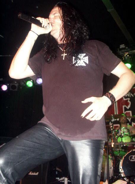 metalchurch030605_26_ronny