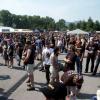 byh05_03_crowd