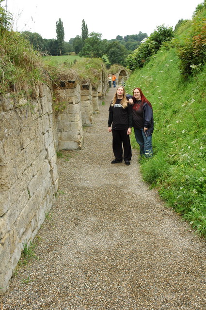 marlin150805_20_valkenburg_castleruins_marlin_marlies