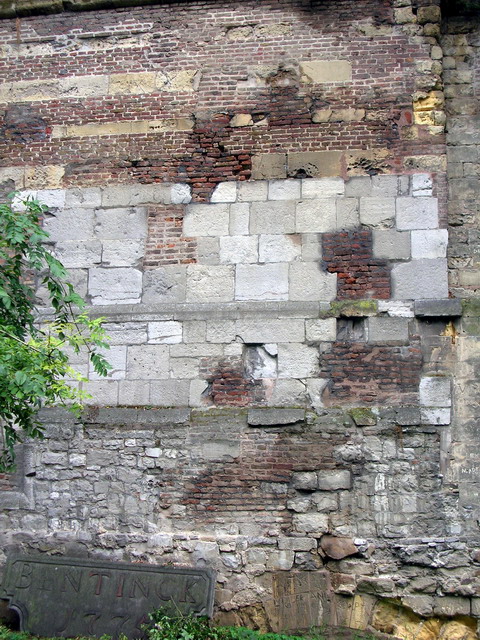 marlin150805_51m_maastricht_flickedwall