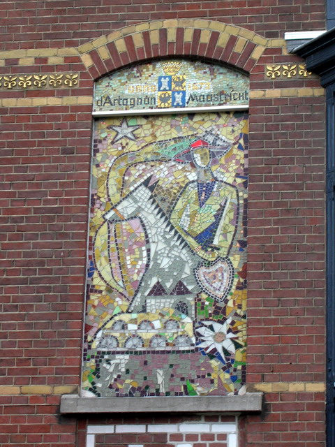 marlin150805_52m_maastricht_mosaic